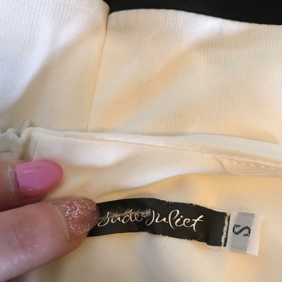 Jade & Juliet Dress - Picture 3 of 3